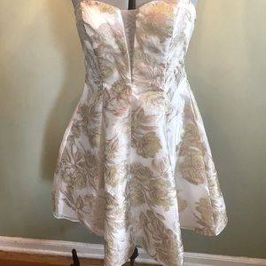 White strapless dress